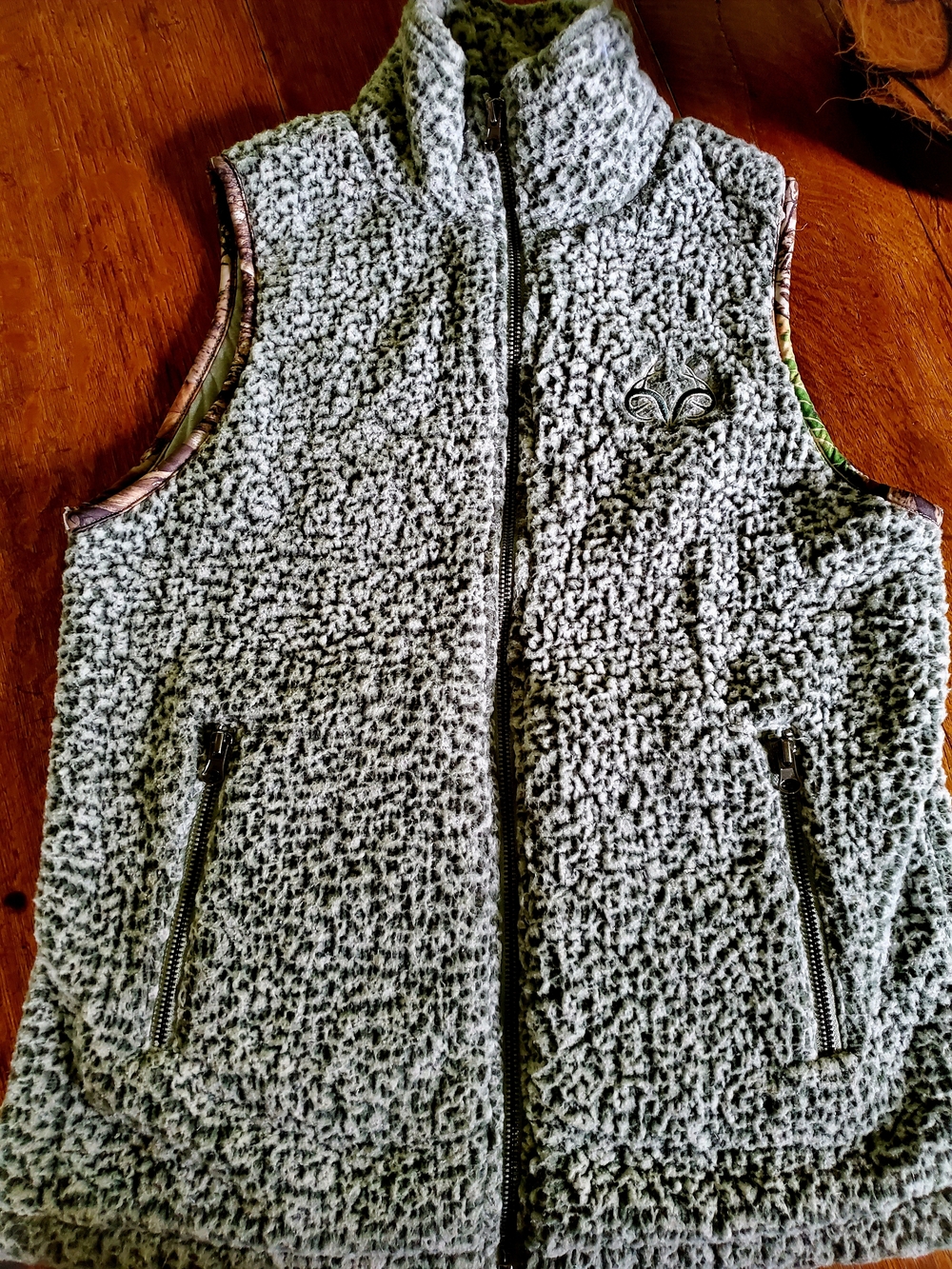 Colosseum Realtree Black Label Womens M